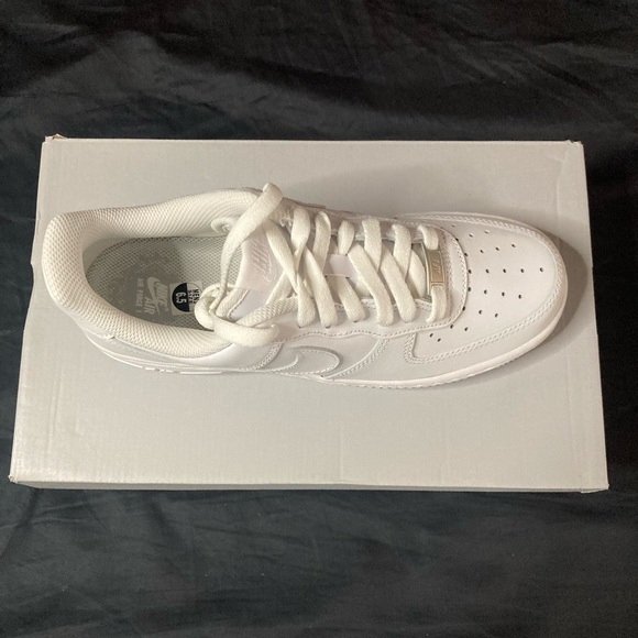 Air Force’s - Picture 2 of 3